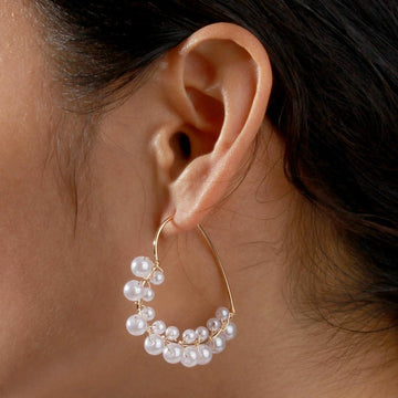 E1582 - Elegant Pearl Drop Earrings
